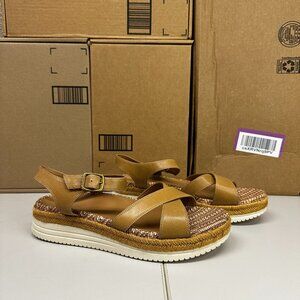 Vionic Mar - tan - size 11 wide